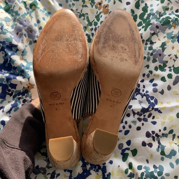 Chanel Vintage Slingback Pumps - Picture 5 of 11